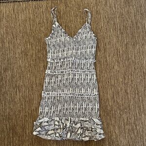 Karlie Elegant Patterned Dress